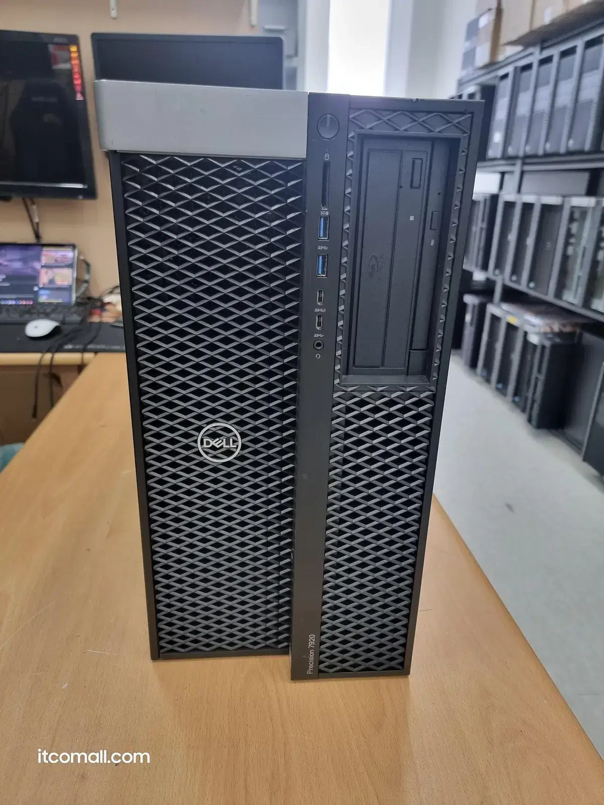 DELL Precision T7920 48コア96スレッド XEON Platinum 8160 2基 1TB